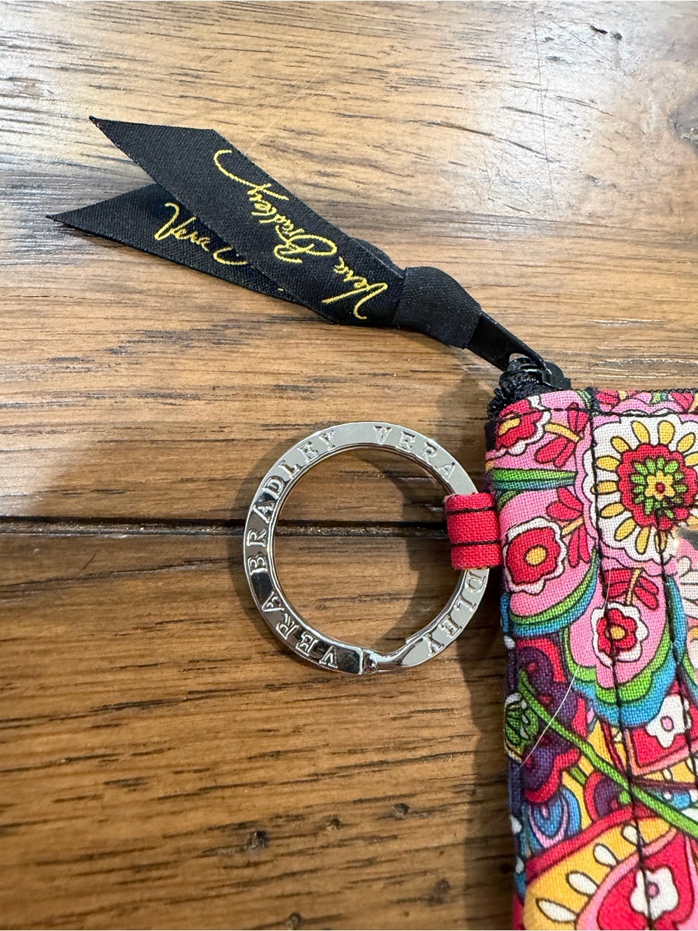 Vera Bradley Pink Multi Floral Quilted Zip Keyring Card Case - Picture 2 of 5